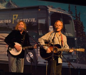 Linda and Robin Williams will perform Thursday night at the Community Concert Hall at Fort Lewis College in Durango.